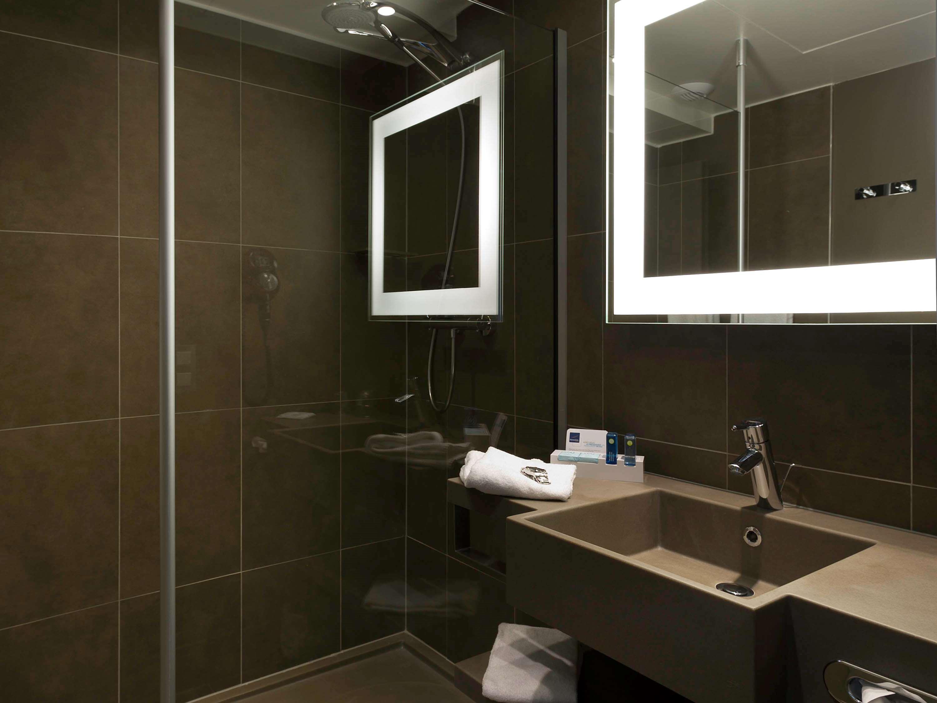 Novotel Leuven Centrum Номер фото